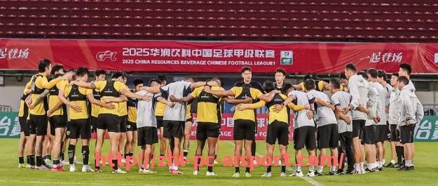爱体育-法甲巴黎足球俱乐部：巴黎圣日耳曼俱乐部的运营与成就